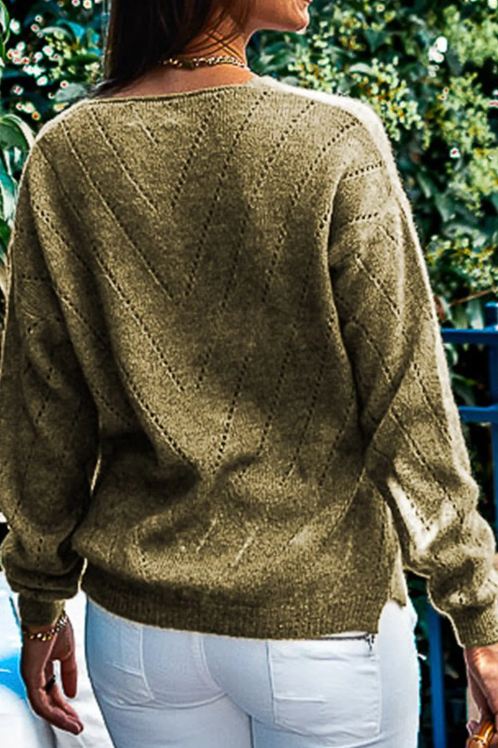 84114360-b5a5-417d-8e31-3b752274a481-Max