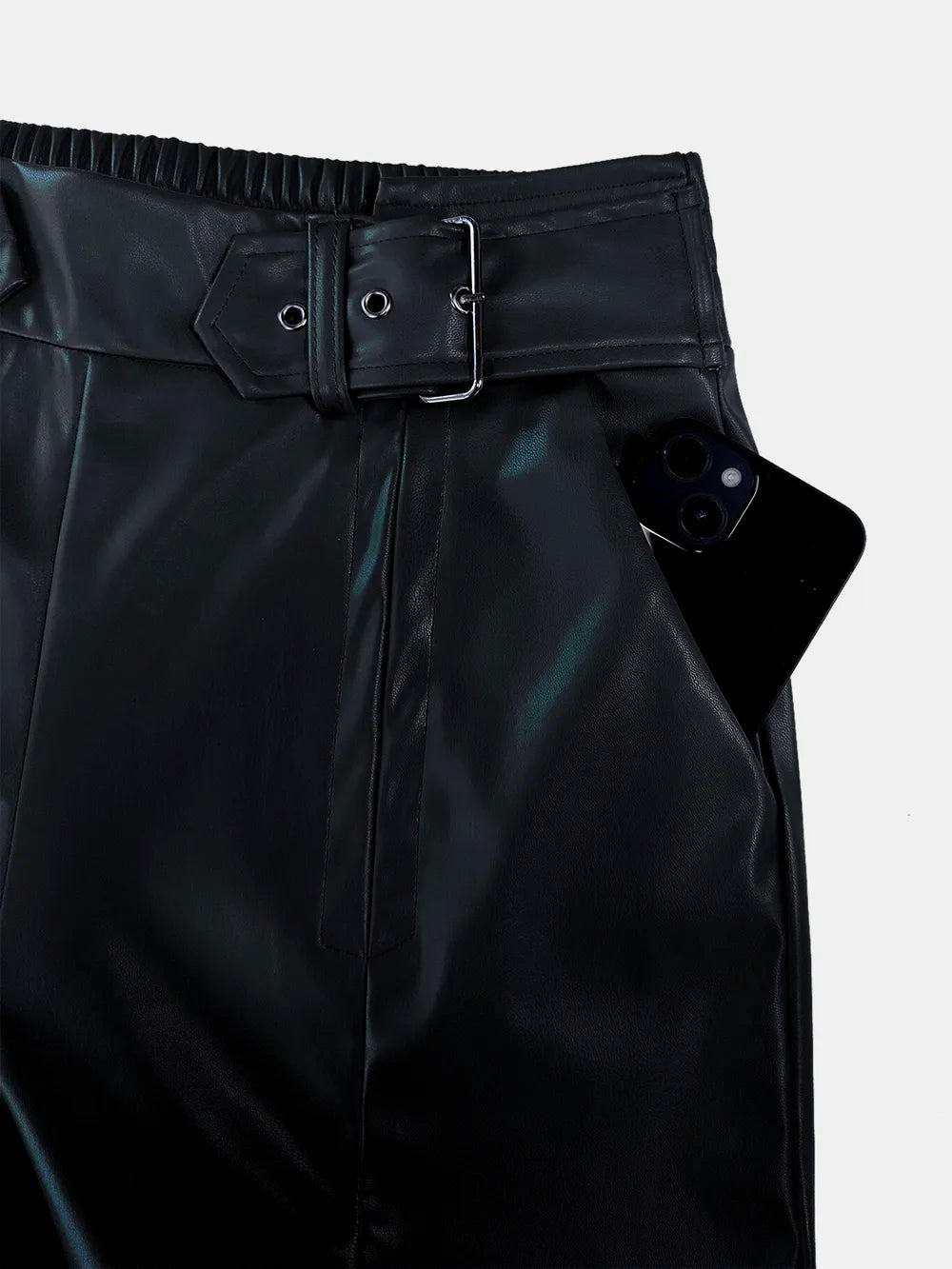 b760928b-75ed-4ccf-ad19-8fe29aea7c63-Max